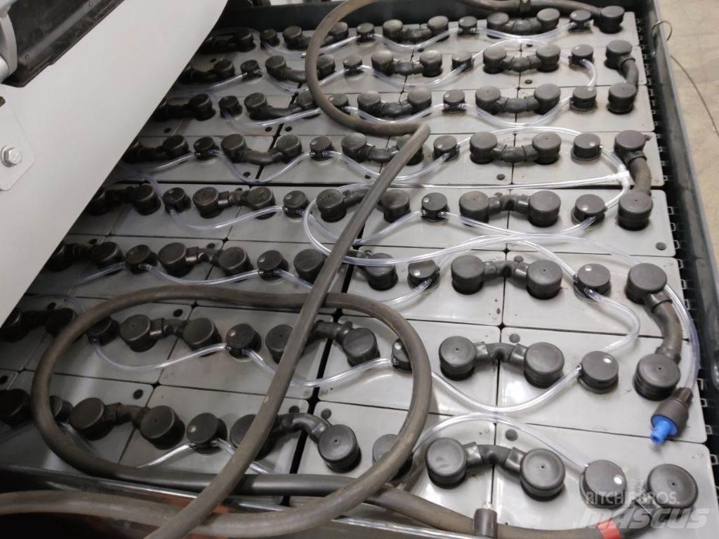 Still RX60-50 バッテリーフォークリフト