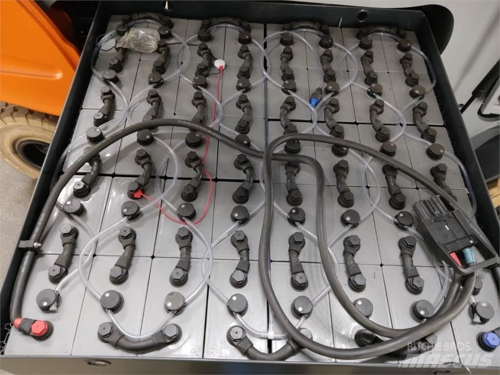 Still RX60-50 バッテリーフォークリフト