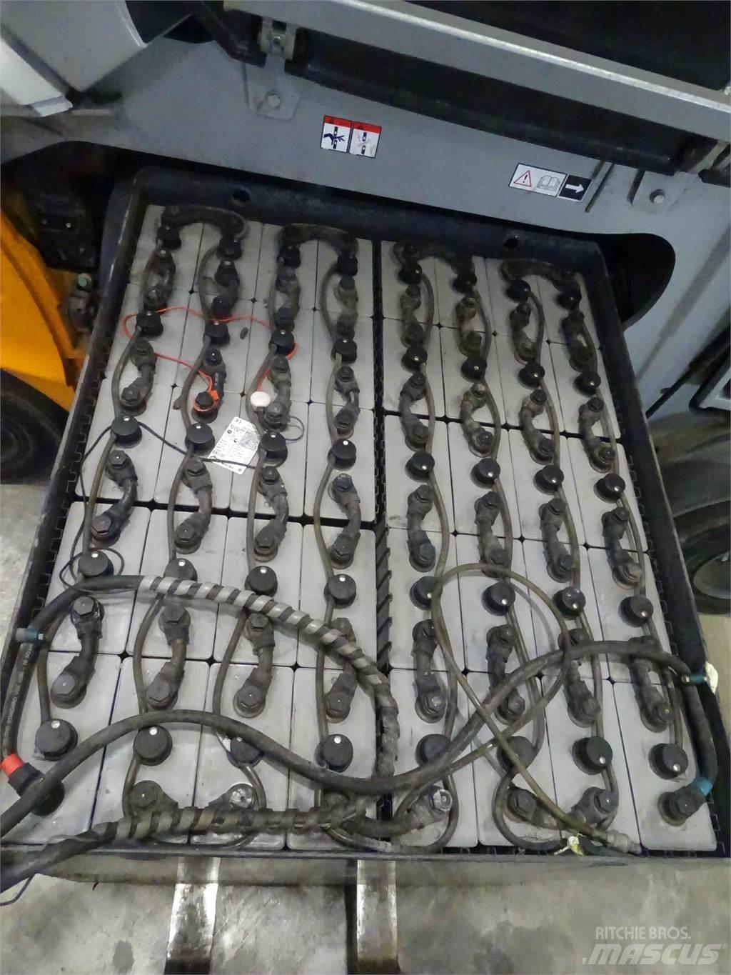 Still RX60-50 バッテリーフォークリフト