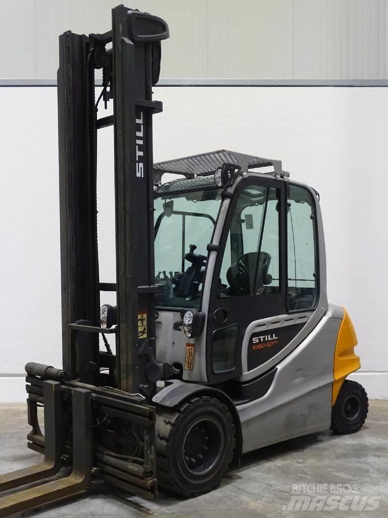 Still RX60-50/600 バッテリーフォークリフト
