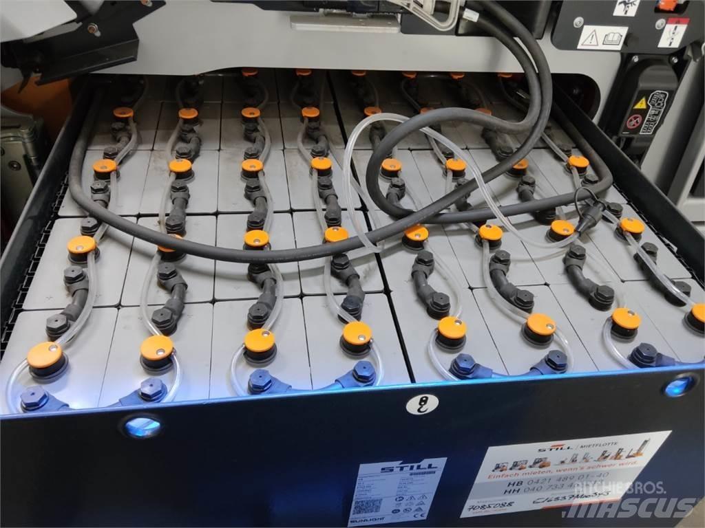 Still RX60-50/600 バッテリーフォークリフト