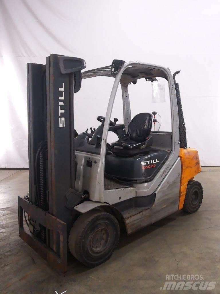 Still RX70-30 ディーゼル・軽油