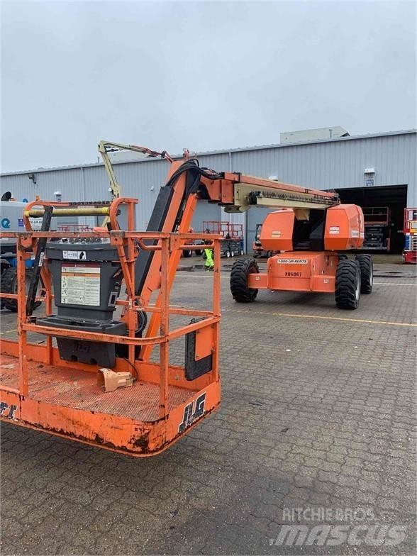 JLG 660SJ ブームリフト　直伸型