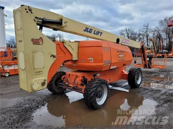 JLG 800AJ ブームリフト　屈伸型