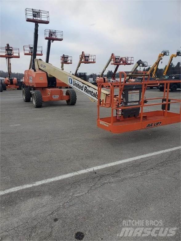 JLG 800S ブームリフト　直伸型