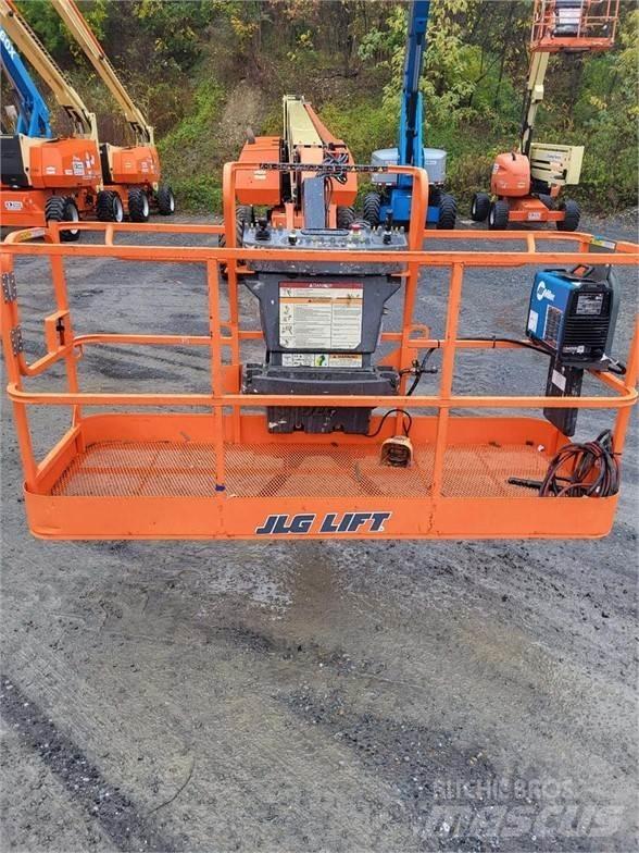 JLG 860SJ ブームリフト　直伸型