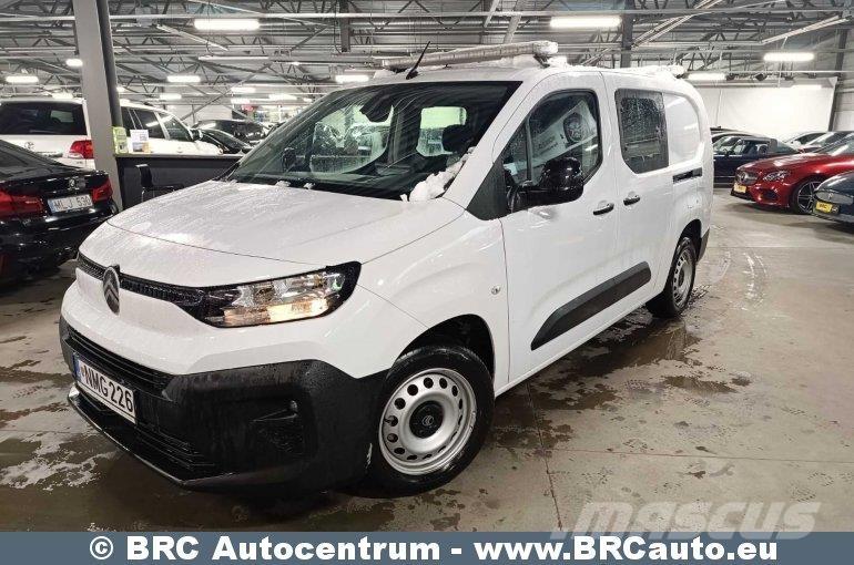 Citroën Berlingo マイクロバス