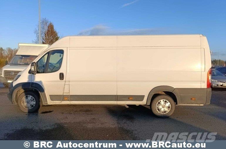 Fiat Ducato ボックストラック