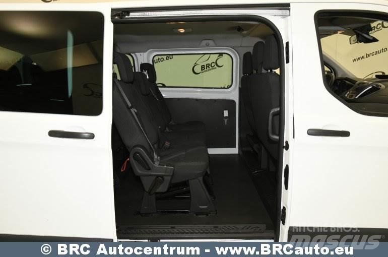 Ford Transit Custom マイクロバス