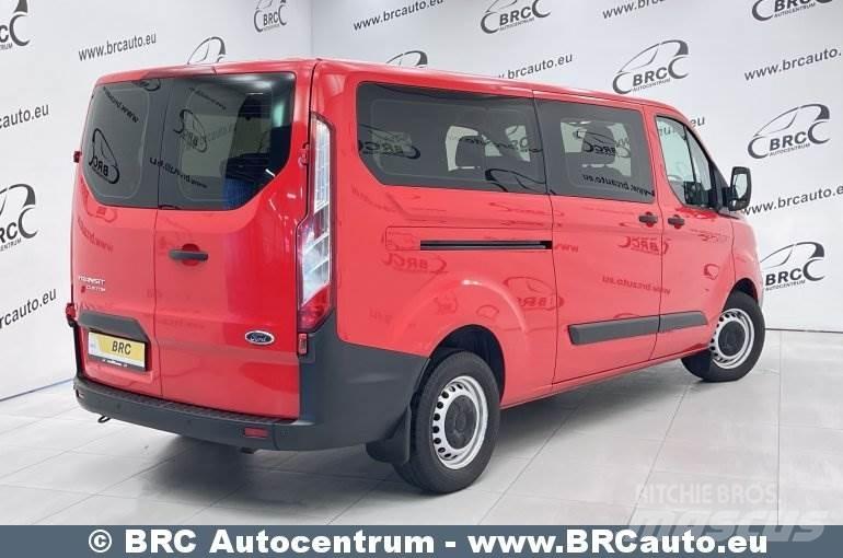 Ford Transit Custom マイクロバス