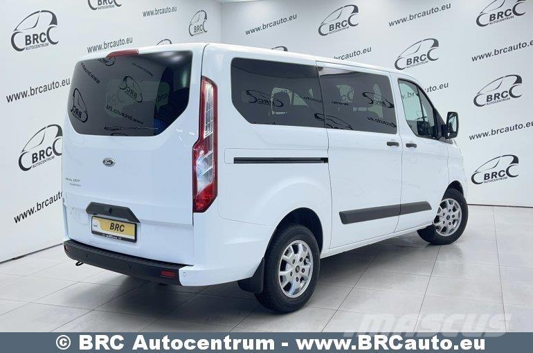 Ford Transit Custom マイクロバス