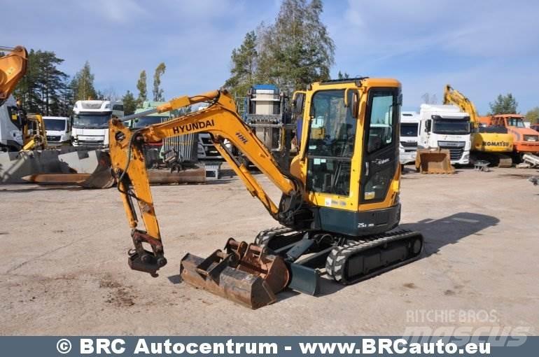 Hyundai R25Z-9AK ミニ油圧ショベル 7t以下（ミニユンボ・ミニディガー）