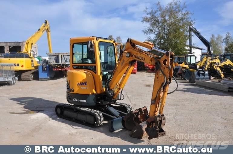 Hyundai R25Z-9AK ミニ油圧ショベル 7t以下（ミニユンボ・ミニディガー）