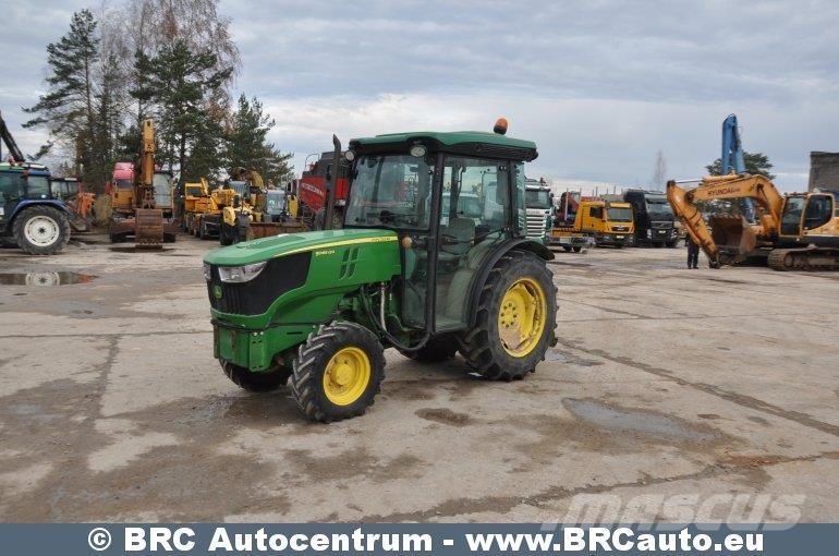 John Deere 5085 トラクター