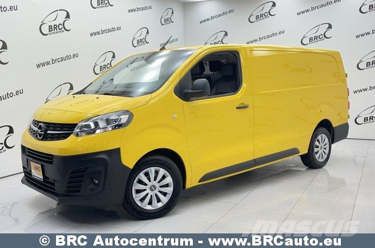 Opel Vivaro ボックストラック