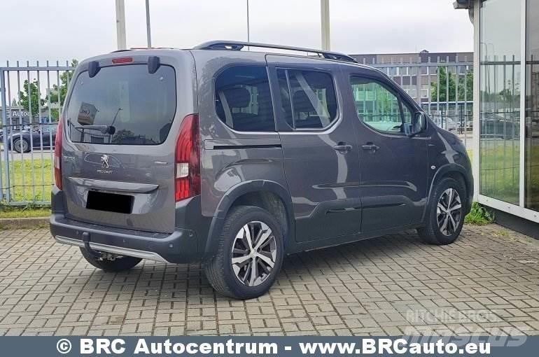 Peugeot Rifter マイクロバス