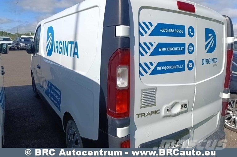 Renault Trafic ボックストラック