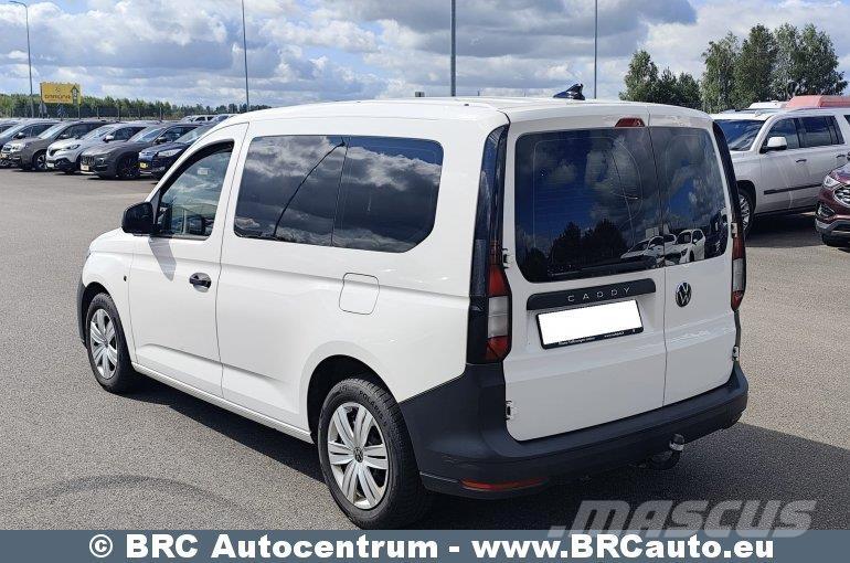 Volkswagen Caddy マイクロバス
