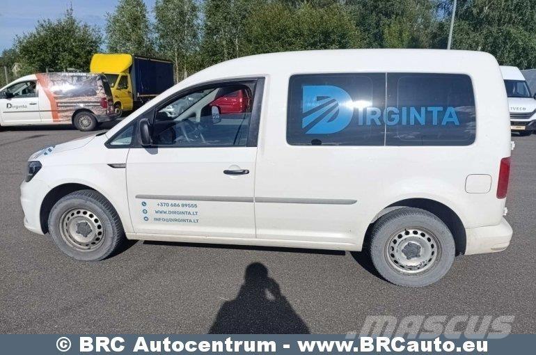 Volkswagen Caddy マイクロバス