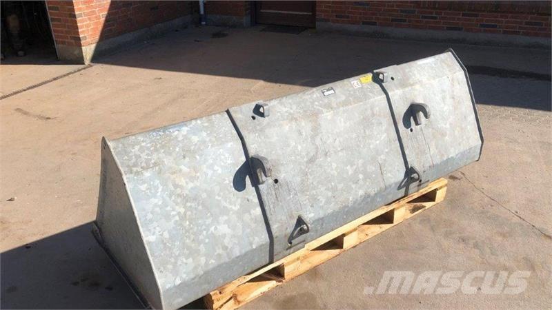 Fliegl  フロントローダーとディガー