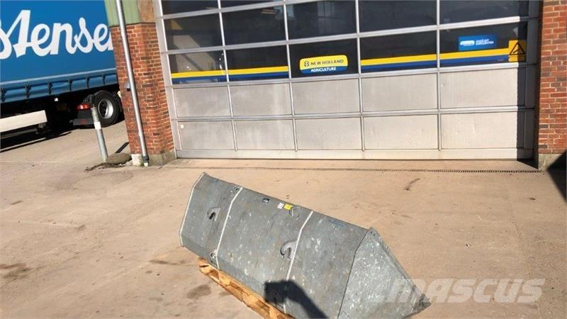 Fliegl  フロントローダーとディガー