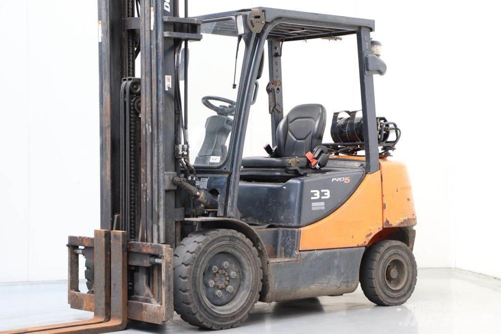 Doosan G33P-5 LPGフォークリフト