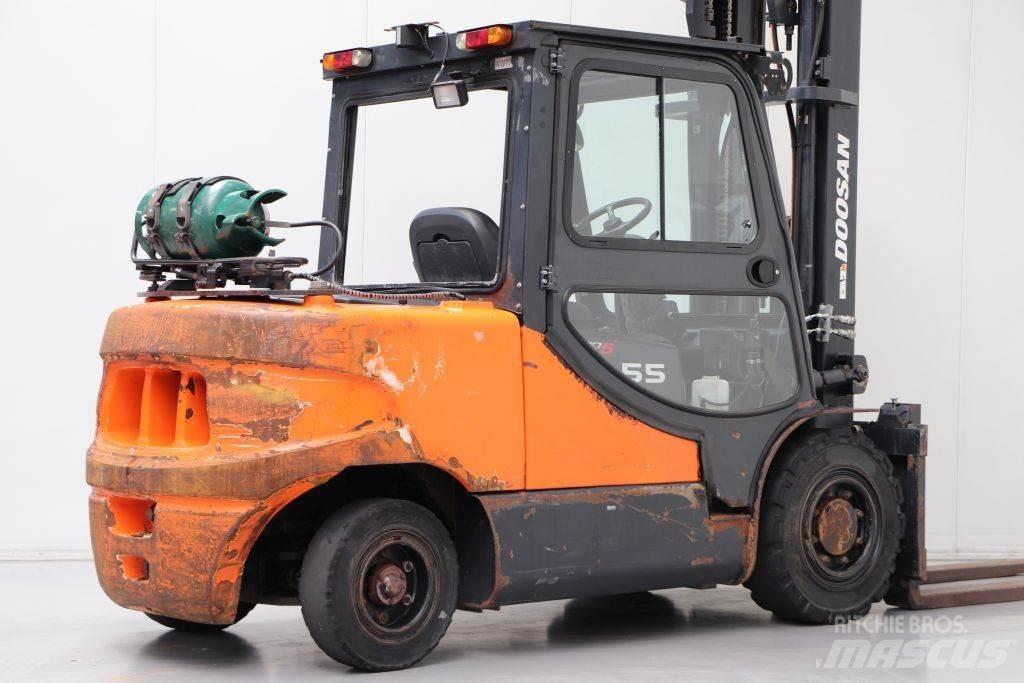 Doosan G55SC-5 LPGフォークリフト