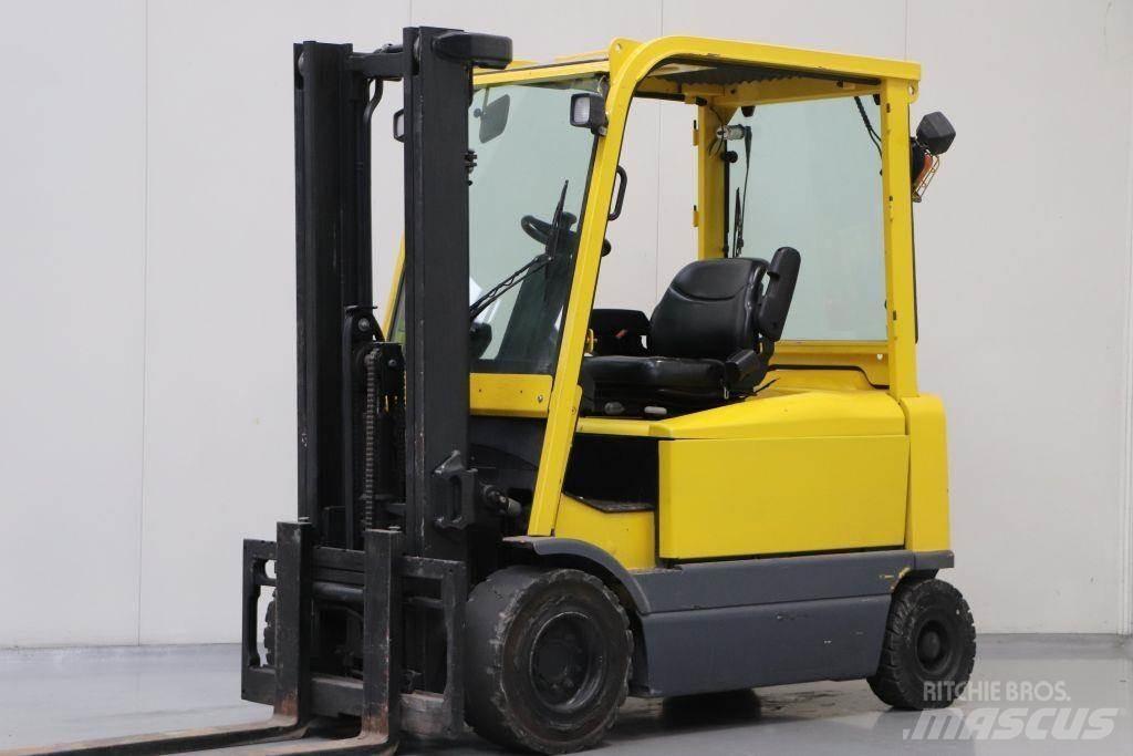 Hyster J3.00XM バッテリーフォークリフト
