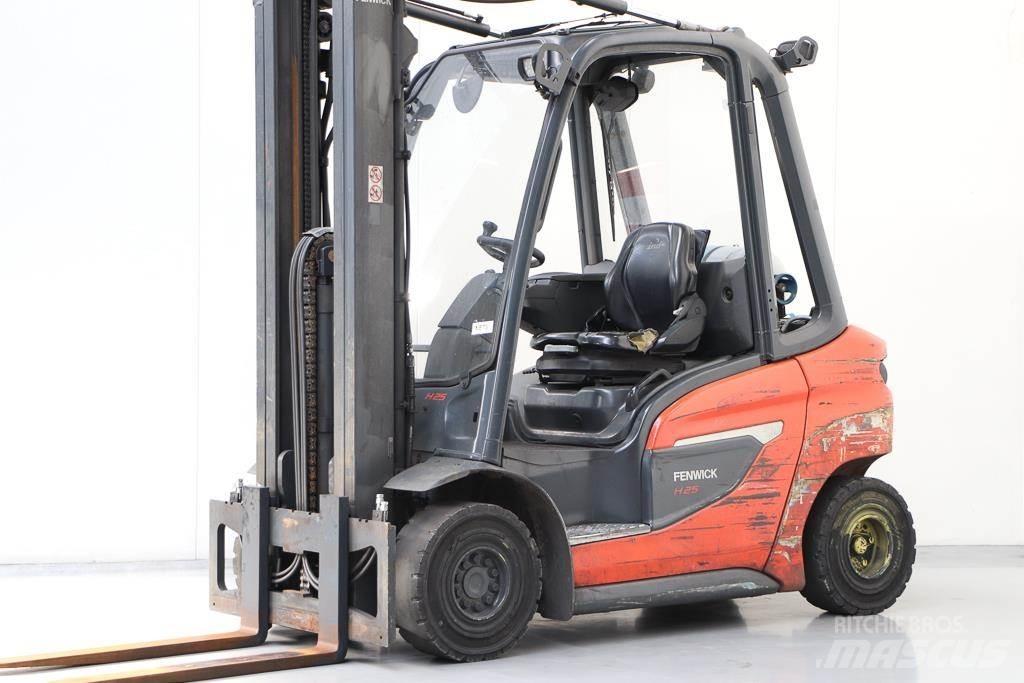 Linde H25T-01 LPGフォークリフト