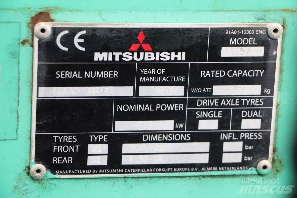 Mitsubishi FG30N LPGフォークリフト