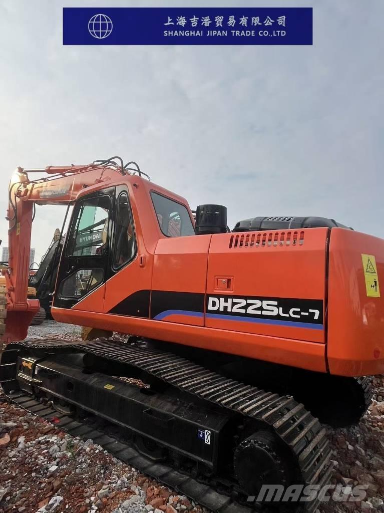 Doosan DH 225 LC-7 大型油圧ショベル12t以上（パワーショベル・ユンボ）