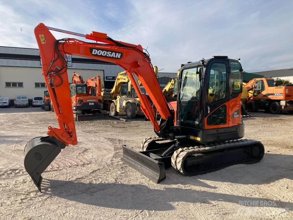 Doosan DX 62 R-3 ミニ油圧ショベル 7t以下（ミニユンボ・ミニディガー）