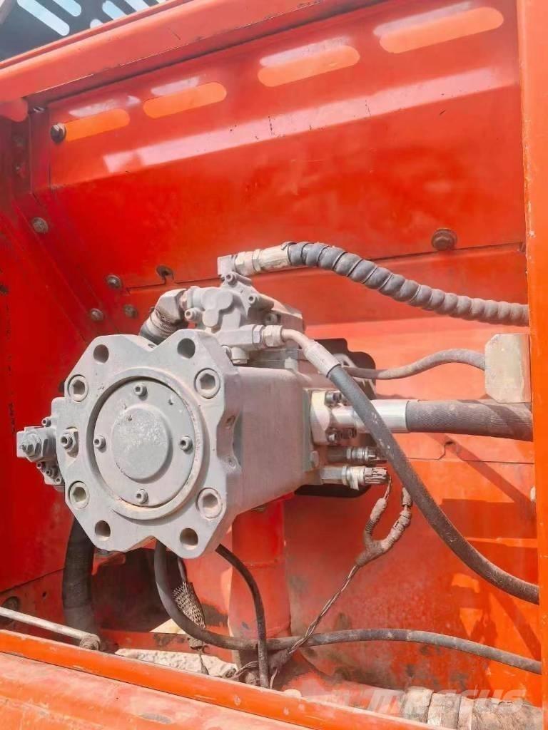 Doosan DX 260 大型油圧ショベル12t以上（パワーショベル・ユンボ）