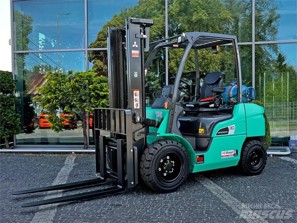 Mitsubishi FG30N LPGフォークリフト