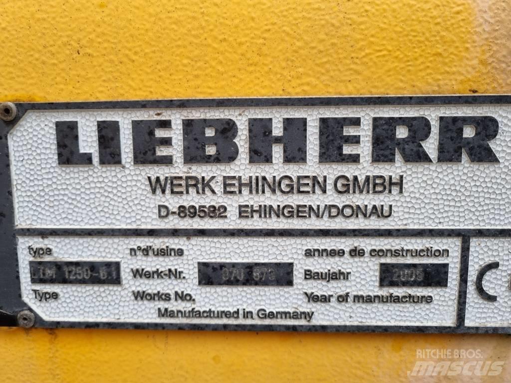Liebherr 1250-6.1 オールテレーンクレーン