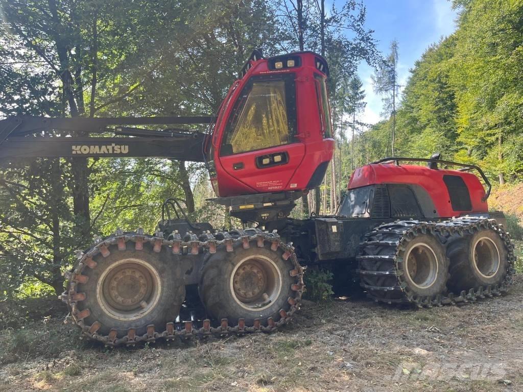 Komatsu 931 XC ハーベスター
