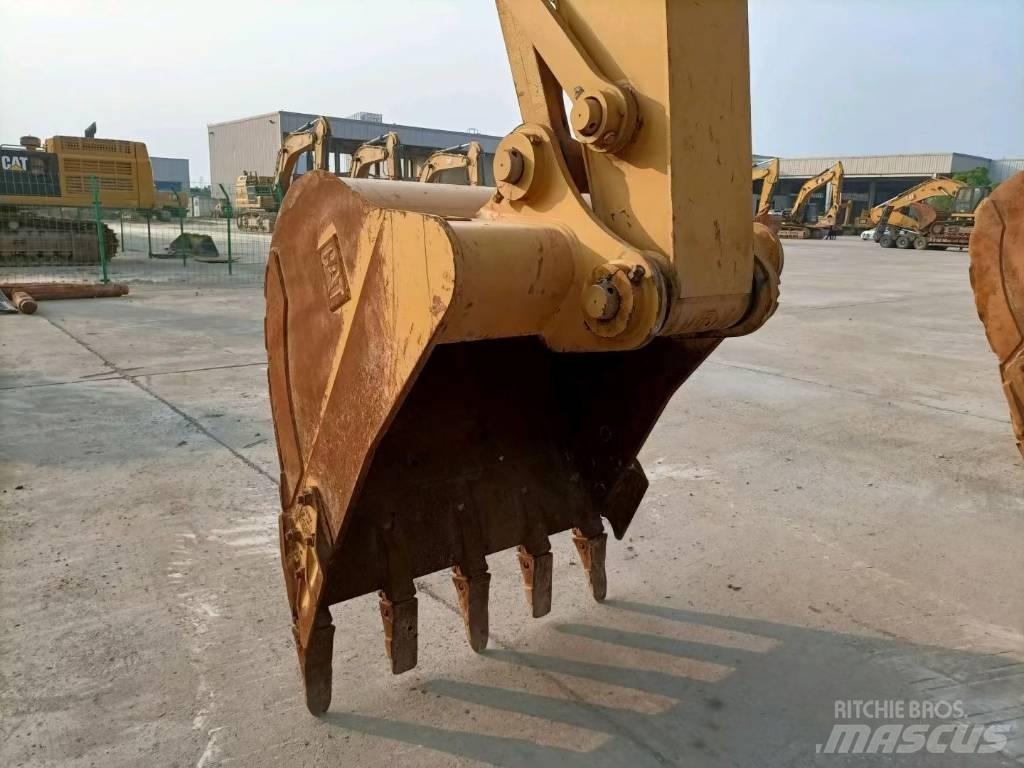 CAT 320GC 大型油圧ショベル12t以上（パワーショベル・ユンボ）
