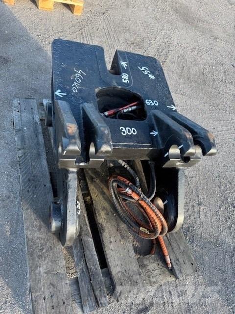 Volvo QUICK COUPLERS クイックヒッチ