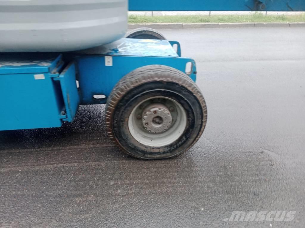 Genie Z 45/25 ブームリフト　屈伸型