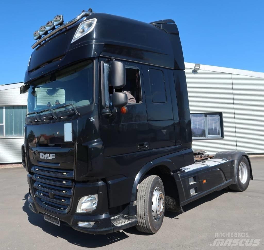 DAF 106 XF 460 FT 中古トラクターヘッド | トレーラーヘッド