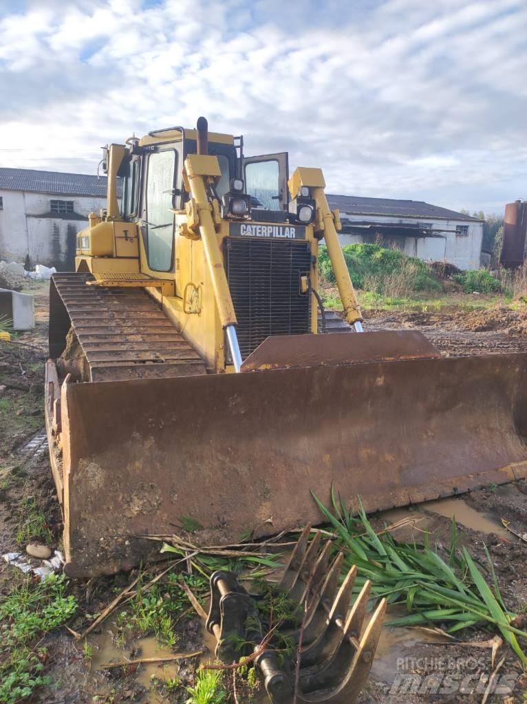 CAT D 6 R LGP II ブルドーザー