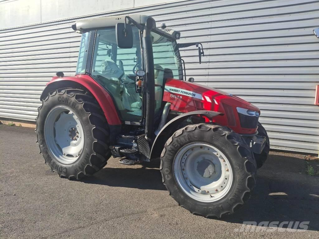Massey Ferguson 5611 トラクター