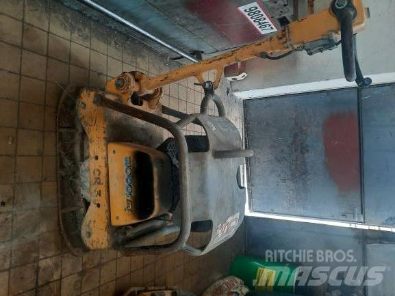 Weber mt タンパ/転圧バイブレータ