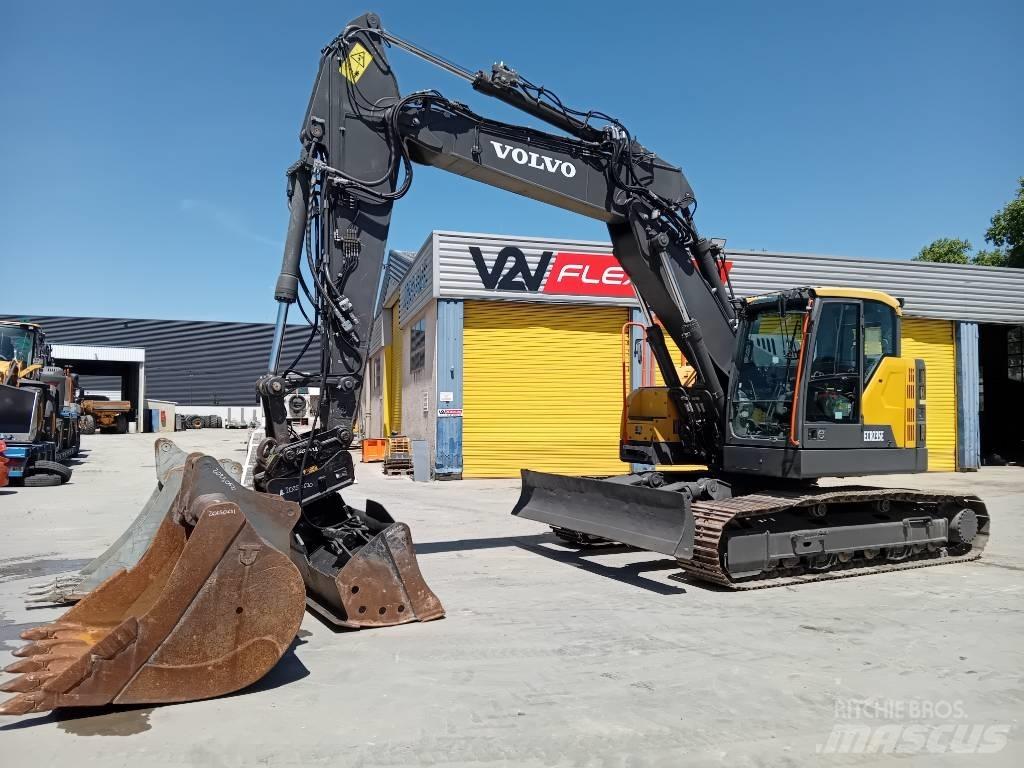 Volvo ECR 235 E 大型油圧ショベル12t以上（パワーショベル・ユンボ）