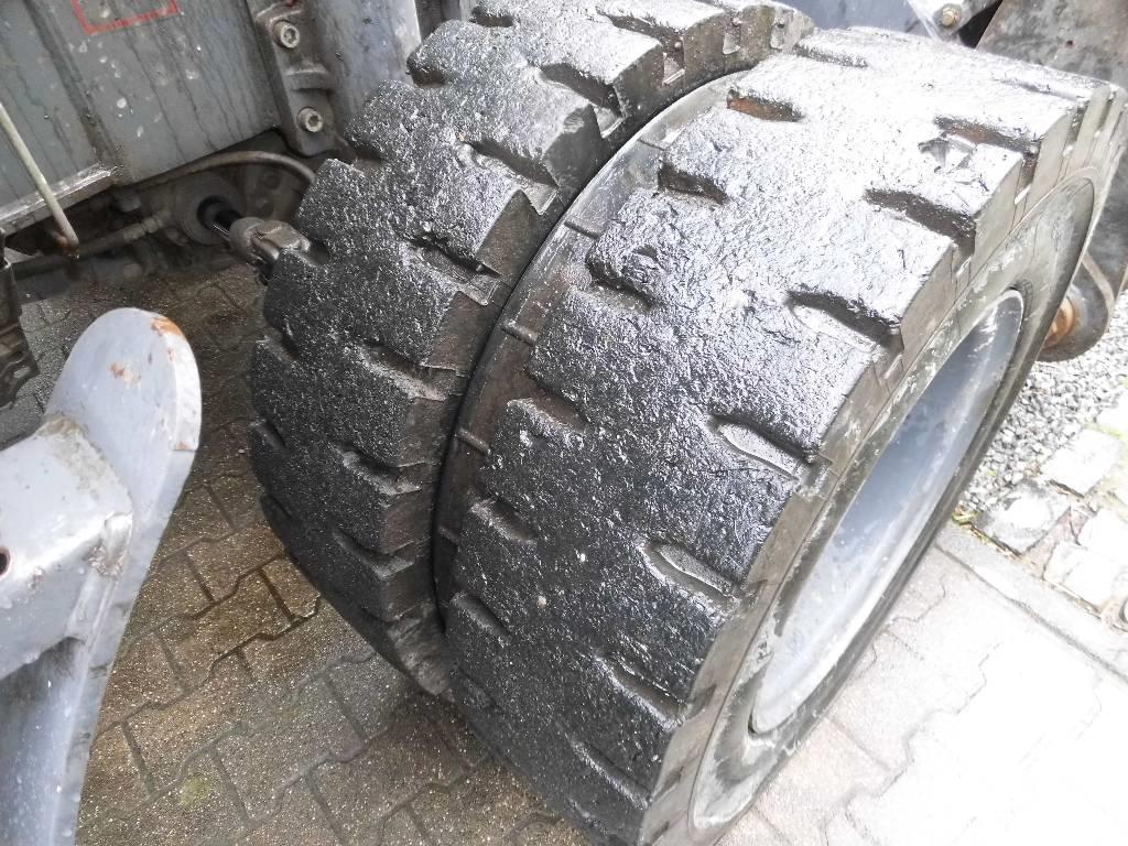 Atlas 230 MH 廃棄物／工業産廃処理機