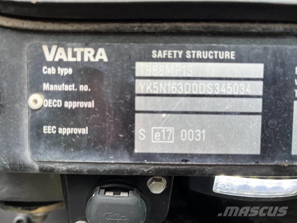 Valtra N163 D トラクター