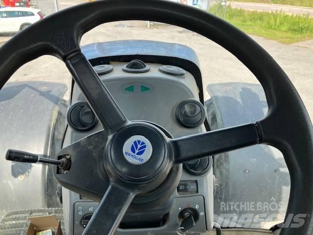 New Holland TG 285 トラクター