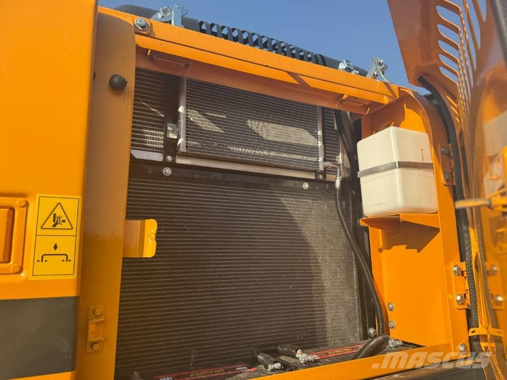 Hyundai HX 220 大型油圧ショベル12t以上（パワーショベル・ユンボ）