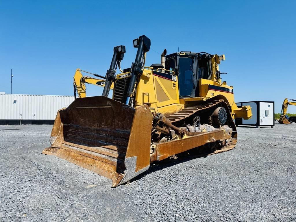 CAT D 8 T ブルドーザー
