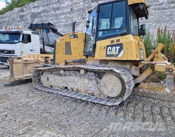 CAT D6K LGP ブルドーザー